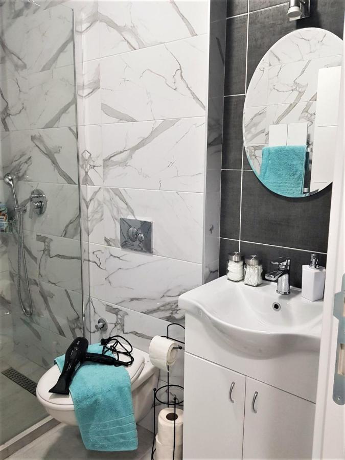 Apartman Astra Sremska Mitrovica Esterno foto
